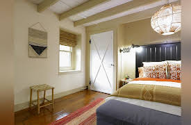 Stone House Revival Season 1: Crumbling 1740s Structure