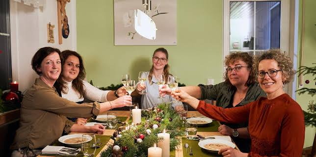 09:42: Lecker aufs Land - Das Beste zum Weihnachtsfest | 3SAT | 12/25 2025