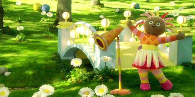 11:00: Drømmehagen: Hoppsi Deisi synger høyt | NRK Super | 11/30 2025