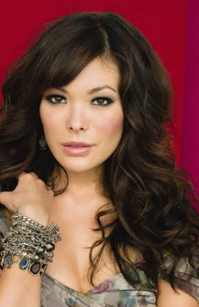 Lindsay Price as 