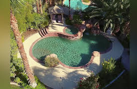 Pool Hunters, Season 1: Pregnant and Pool Hunting