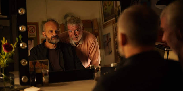 En komikers uppväxt (2019)