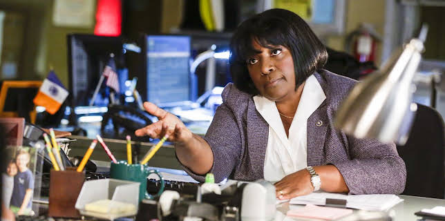 12:05 PM: Blue Bloods (S5 E6) (S5) | 5 USA | 12/21 2025