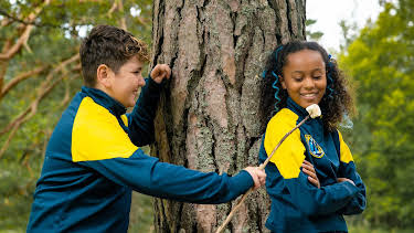18:05: Superheltskolen: Antikryptonitt | NRK Tegnspraak | 4/28 2026