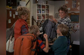 Scarecrow and Mrs. King Season 1: Weekend