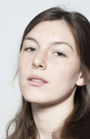 Louise Chevillotte as 