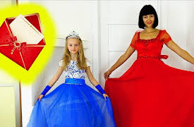 Super Polina Play: Polina's Beautiful Ball Dress!