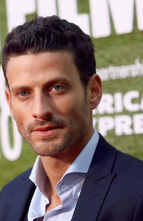 Daniel Litman as 