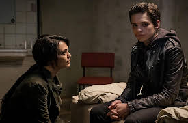 Counterpart, Season 1: Both Sides Now