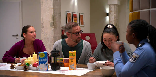 19:05: Berlin - Tag & Nacht (S15 E3587) (S15) | RTL 2 | 12/16 2025