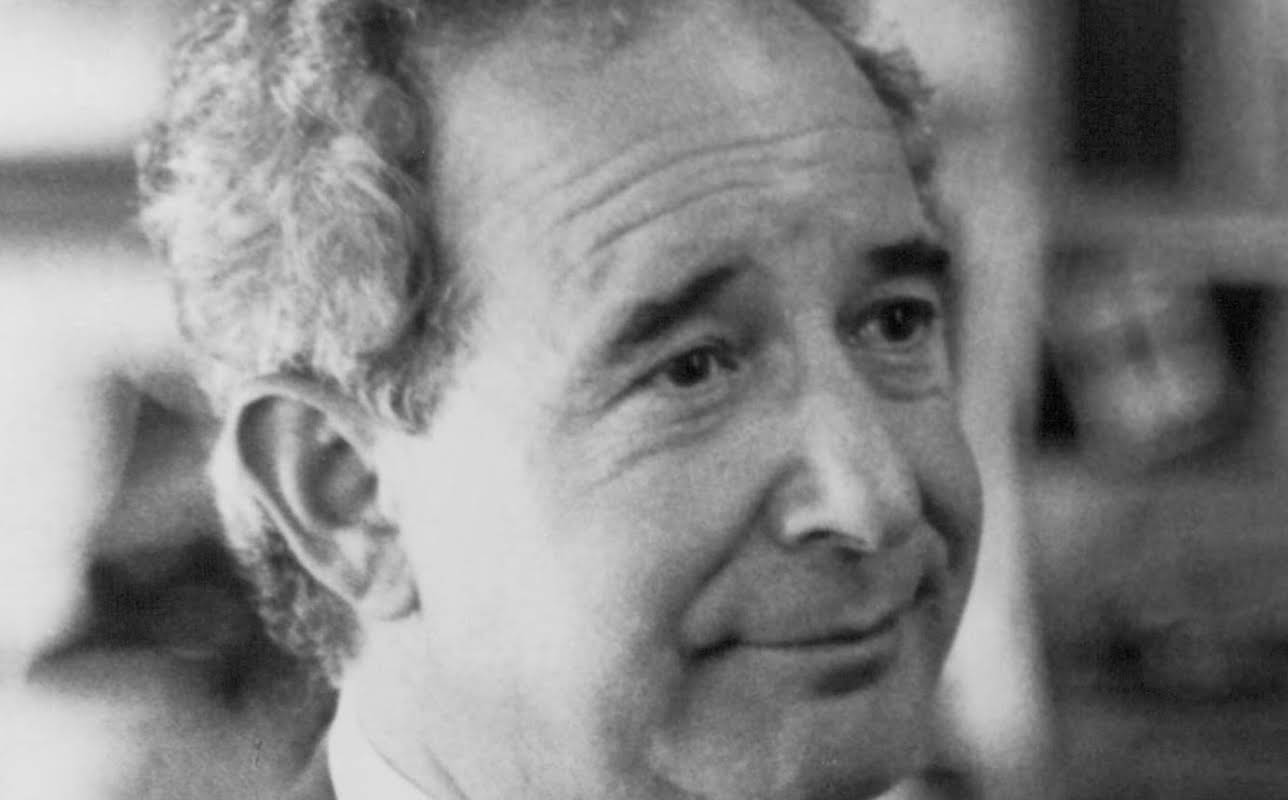 Michael Tucker
