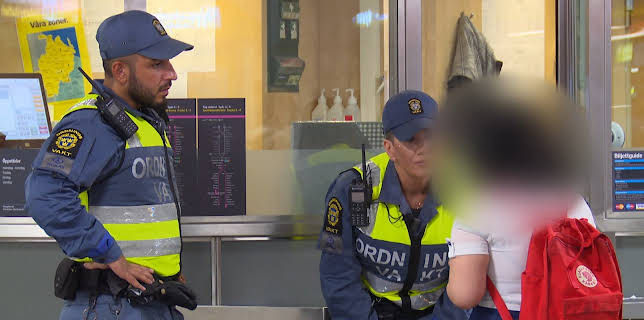 00:00: T-banen Stockholm (S8 E13) (S8) | MAX | 1/20 2026