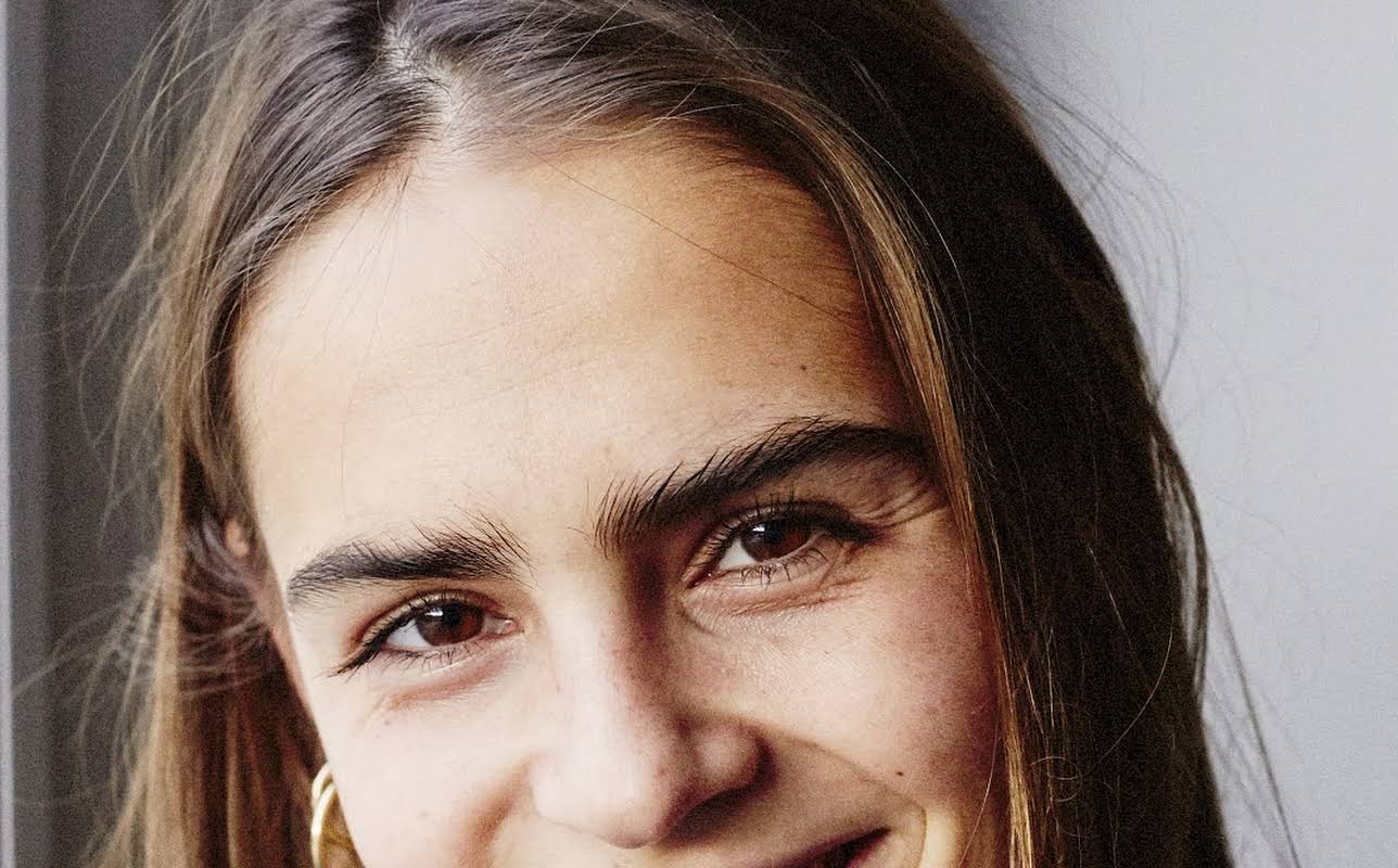 Olivia Lonsdale