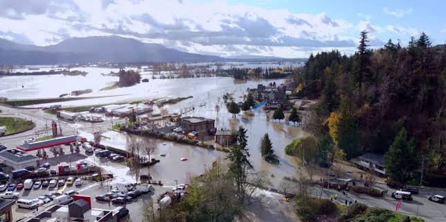 07:55: Highway Thru Hell (S11 E3) (S11) | TV10 | 1/21 2026