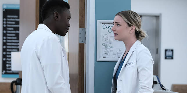 01:00: The Resident (S4 E4) (S4) | Viasat Series | 12/2 2025