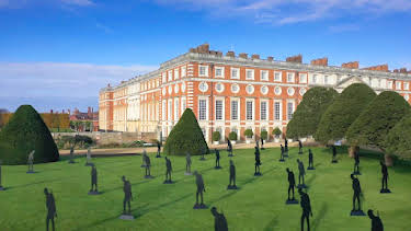 11:00 AM: Inside Hampton Court Palace (S2 E1) (S2) | Channel 5 | 10/10 2026