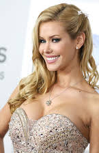 Kennedy Summers as Beautiful Woman #2