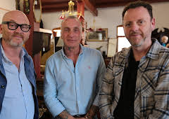Salvage Hunters