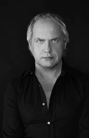 Uwe Ochsenknecht as Maarten Daaervk