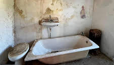 Amanda & Alan's Greek Job (S1 E7)