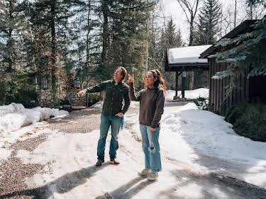 23:10: Fixer Upper: Colorado Mountain House | Sixx | 9/22 2026