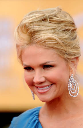 Nancy O'Dell as 