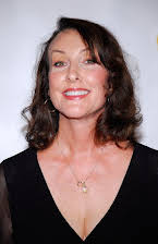Tress MacNeille som 