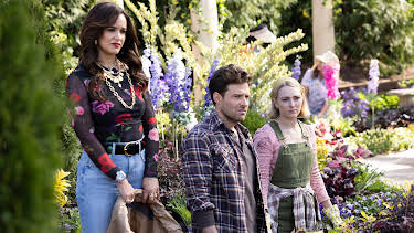 21:45: Grosse Pointe Garden Society (S1 E2) (S1) | Viasat Series | 5/6 2026