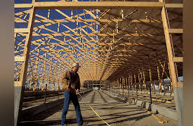 Fundamentals of Photography: Composition III--Framing and Layering