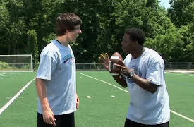 One Minute Sports Clinic: Season 1: Football: Passing (Dropping Back)