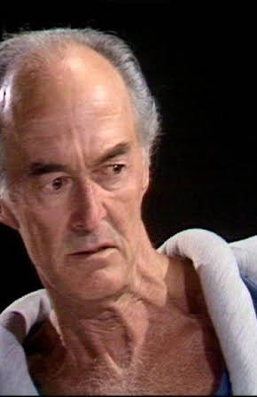 Ewen Solon as Stapleton