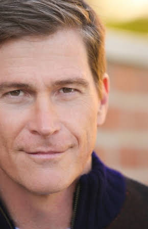 Hank Stratton as 