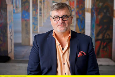 22:00: Hape Kerkeling - Total normal | 3SAT | 10/17 2026
