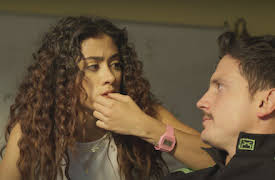 Miss Adrenaline: A Tale of Twins: Avsnitt 35