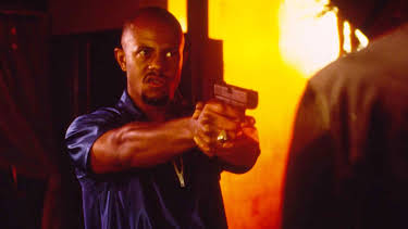 12:00: Pacific Blue (S4 E14) (S4) | TV6 | 4/29 2026