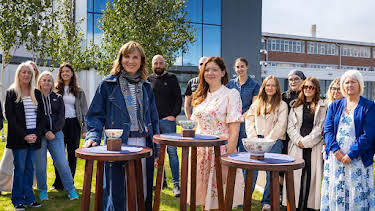 8:35 AM: Antiques Roadshow (S48) | BBC Two | 12/31 2025