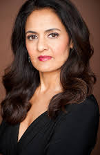 Gita Reddy som The Guru