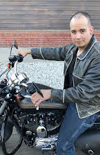 Elijah Samuel Quesada som 