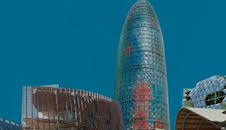 Icones: Diagonal Zerozero: un far traslúcid