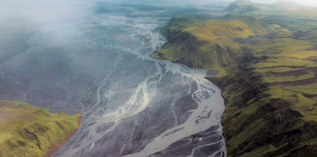 03:10: Leben mit Vulkanen | Arte | 1/29 2026