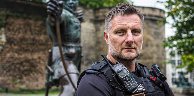 10:00 AM: Police Interceptors (S18 E6) (S18) | Paramount | 2/12 2026