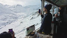 Winterwunderland Schweiz per Bahn: "Glacier-Express" - Der Luxuriöse