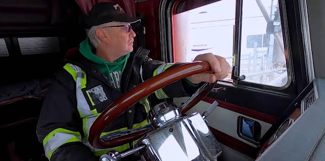 08:50: Highway Thru Hell (S11 E2) (S11) | TV10 | 1/19 2026