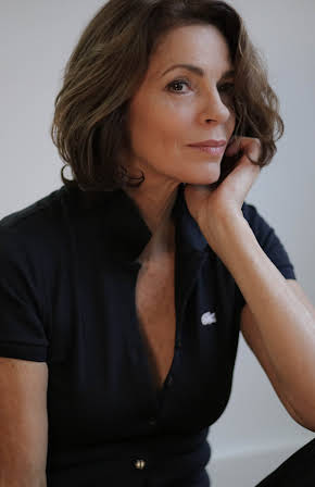 Elizabeth Bourgine as 