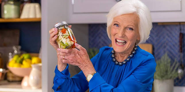 11:30 AM: Mary Berry - Love to Cook (S1 E2) (S1) | BBC Two | 1/11 2026