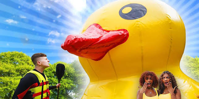 7:50 AM: Bro's in Control (S3) | BBC Two | 11/15 2025