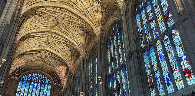 5:45 PM: Carols from King's | BBC Two | 12/24 2025