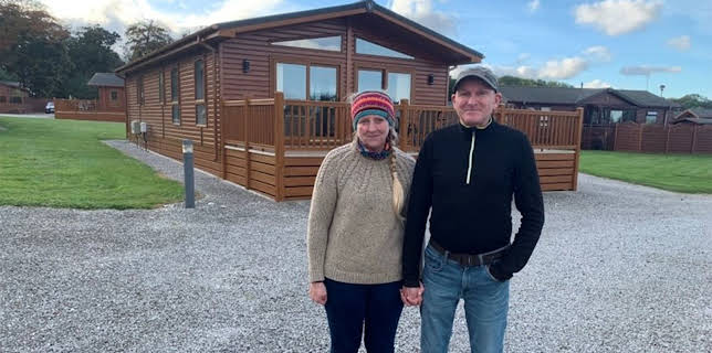 5:50 PM: Four in a Bed | More 4 | 11/28 2025