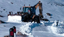 Winter Road Rescue (S2 E1)