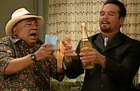 El pais de las mujeres season-1: El país de las mujeres Capítulo 24